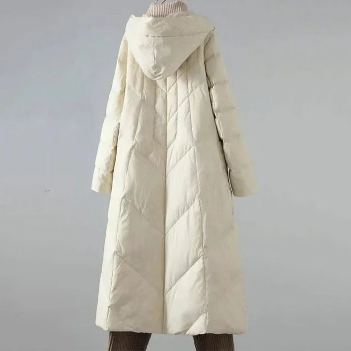 Discover the CeyKa Montreal long warm down cotton puffer coat for women. Enjoy chic style, premium insulation, and unbeatable comfort, perfect for braving winter’s coldest days.