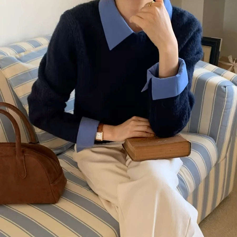 Discover our sweater-blouse hybrid that seamlessly combines comfort and elegance. Perfect for work, brunch, or any occasion, this versatile piece adds instant polish to your wardrobe.